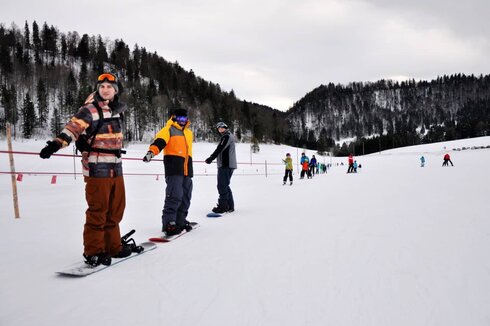 Lifts: 275m combination lift from SwissCord and Comfort Star