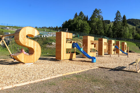 Wood'n'Fun wooden letters adorn sunny high plateau
